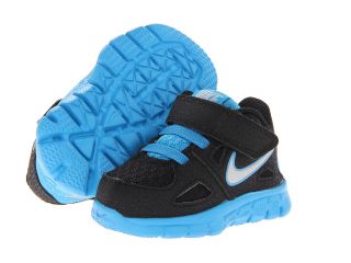 Nike Kids Flex Supreme TR 2 Boys Shoes (Black)