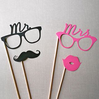 MrMrs Photo Booth Props (4 Pieces)