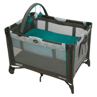 Graco Pack n Play On The Go Travel Playard   Smarties