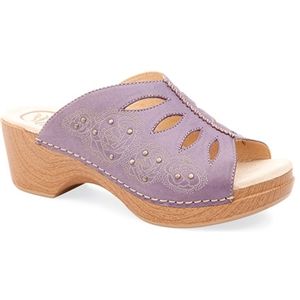 Dansko Womens Sheri Violet Full Grain Sandals, Size 40 M   9844 402200