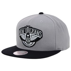 New Orleans Pelicans Mitchell and Ness NBA Team BW Snapback