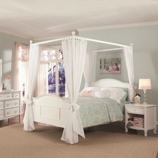 Bolton Furniture Emma 4 post Full Bed With Tall Headboard And Footboard White Size Full