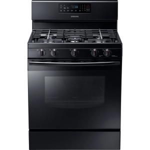 Samsung 30 in. 5.8 cu. ft. Gas Range with Self Cleaning Oven and 5 Burner Cooktop with Griddle in Black NX58F5500SB
