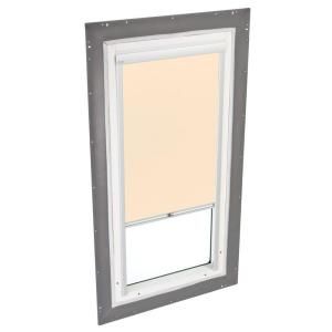 VELUX 22 1/2 x 46 1/2 in. Fixed Pan Flashed Skylight Tempered LowE3 Glass and Beige Manual Light Filtering Blind QPF 2246 205RF01