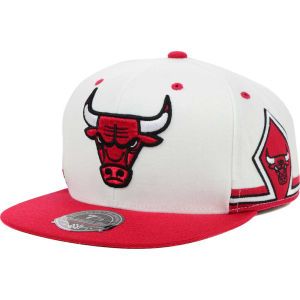 Chicago Bulls Mitchell and Ness NBA Deep Red 6 Fitted Cap