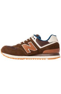 New Balance Sneaker 574 Sneaker in Brown & Navy