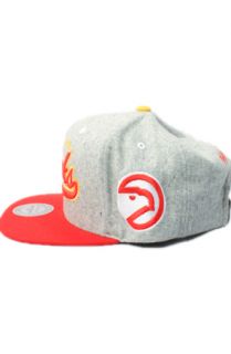 123STRAPBACKS Atlanta Hawks Tailsweeper Wool Strapback HatGrayRed