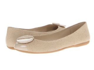 French Sole Libation Womens Flat Shoes (Beige)