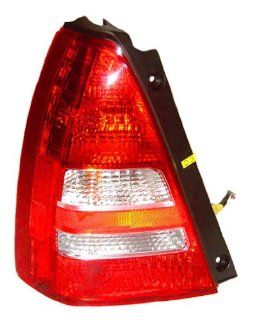 OE Replacement Subaru Forester Driver Side Taillight Assembly (Partslink Number SU2800108) Automotive