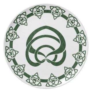 Tri Point Celtic Knot; Serpent Center Party Plate