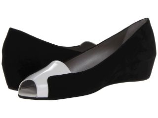 Aquatalia by Marvin K. Maureen Womens Wedge Shoes (Black)