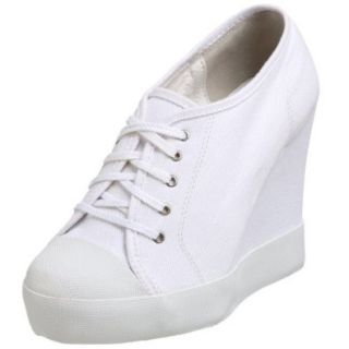 Penny Loves Kenny Women's Dash Sneaker,White,6 M Shoes