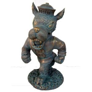 Oxbay NC State Wolfpack Garden Statue MGS020