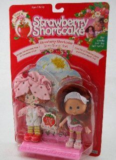 Strawberry Shortcake Berry Beach Park Doll Set From 1991 Toys & Games