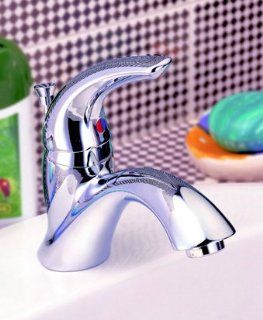 Delta Synergy Polished Chrome Single Hole Bathroom Sink Faucet    