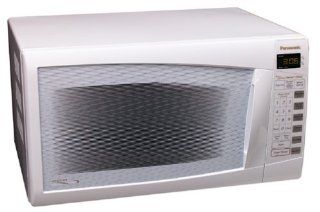 Panasonic NN S563WF 1350 Watt 1.2 Cubic Feet Microwave, White Kitchen & Dining