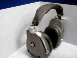 Tandy Corporation Company Radio Shack Tandy Radio Shack Realistic Twin Speaker FM/AM Headphone Radio Model No. 12 192A 