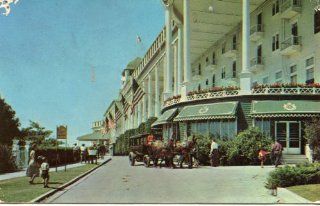 1955 Grand Hotel Horse Carriage Mackinac Island Michigan MI Old Postcard 
