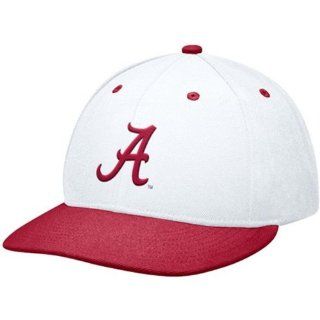 Nike Alabama Crimson Tide White Crimson Baseball Authentic 643 Fitted Hat (8)  Sports Fan Baseball Caps  Sports & Outdoors