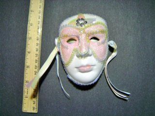 Ceramic Mardi Gras Face Mask for Wall   204 Pink  Decorative Masks  