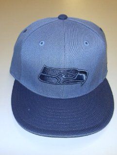 Seattle Seahawks Flat Bill Flex Fashion Reebok Hat Size L/xl  Sports Fan Baseball Caps  Sports & Outdoors