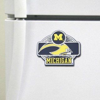 Michigan Wolverines 3D Team Logo Magnet  Sports Award Medals  Sports & Outdoors