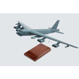 B 52H Stratofortress   1/100 scale model   Hobby Pre Built Model Aircraft