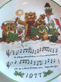 1977 Christmas Plate    We Wish You A Merry Christmas    Suzy's Zoo  Other Products  