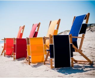 Frankford Umbrellas Commercial Grade Wooden Beach Lounger   Beach Chairs