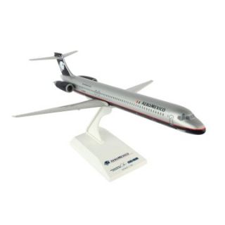 Skymarks Aeromexico MD 80 1/150 Model Airplane   Commercial Airplanes