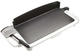 Toastmaster 869 21 Inch Griddle Center Kitchen & Dining