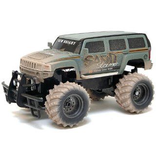 New Bright 114 Scale Mud Slinger   Hummer Sand Storm Toys & Games