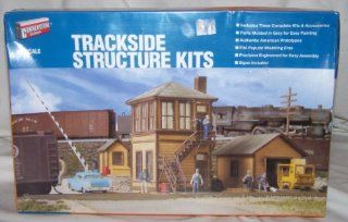 HO Trackside Structure Kits Walthers Cornerstone 933 3530 3 complete buildings Interlocking Tower, Speeder Shed and Crossing Shanty Toys & Games