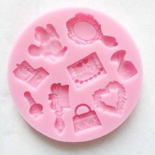 CHILDREN BIRTHDAY PARTY ESSENTIAL MINNIE MAKE UP SET Silicone Mould _ compact mirror,perfume bottle,make up palette,heart,tote bag,comb,nail polish,music box, Sugarcraft Food Grade Icing lace Mould, non stick Sugar paste, Chocolate, Fondant, Butter, Resin,
