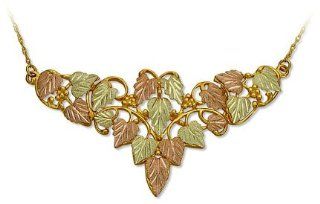 Landstroms Black Hills Gold Necklace with Large Multi leaf Pendant   E357 Jewelry