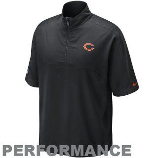 Nike Chicago Bears Hot Short Sleeve Coaches Sideline Pullover Jacket   Black  Sports Fan Outerwear Jackets  Sports & Outdoors