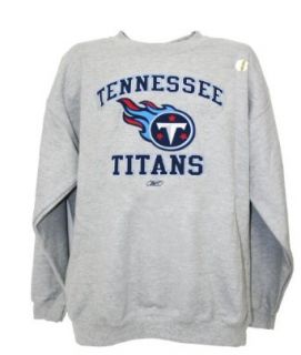 NFL Tennessee Titans Crew Neck Sweatshirt, Gray, Medium  Sports Fan Sweatshirts  Clothing