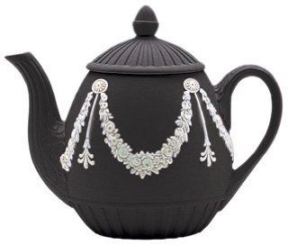 Wedgwood Jasperware White on Black Teapot Garland Kitchen & Dining