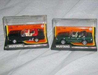 Mustang Indy Pace Car (1964) And Mustang Gt Convertable (1989) Toys & Games