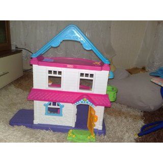 Fisher Price My First Dollhouse (Caucasian Family) Toys & Games