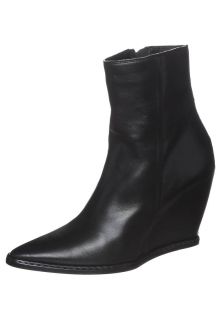 Costume National   Wedge boots   black