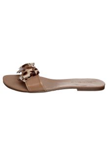 Dumond Flip flops   beige