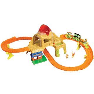 Dinosaur Train Time Tunnel Mountain Set Toys & Games