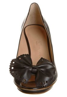 Objects in Mirror Peep Toes   black