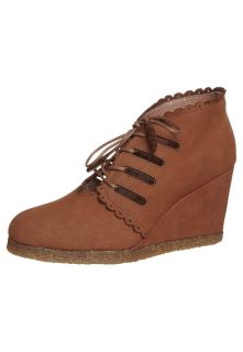 Troupe   SLOT EYE WEDGE   High heeled ankle boots   brown
