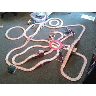 Thomas And Friends Wooden Railway   Round About Action Turntable Toys & Games
