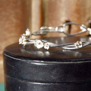 handmade twisted daisies bracelet by jemima lumley jewellery