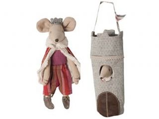 king mouse in a castle by the chic country home