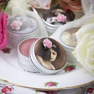 50 handmade lip balm wedding favours by pippins gifts and home accessories