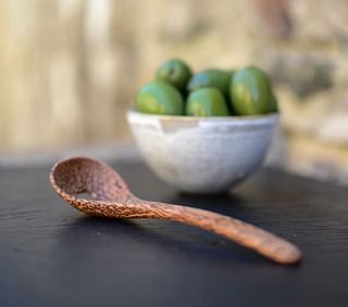 coco wood olive spoon by nom living
